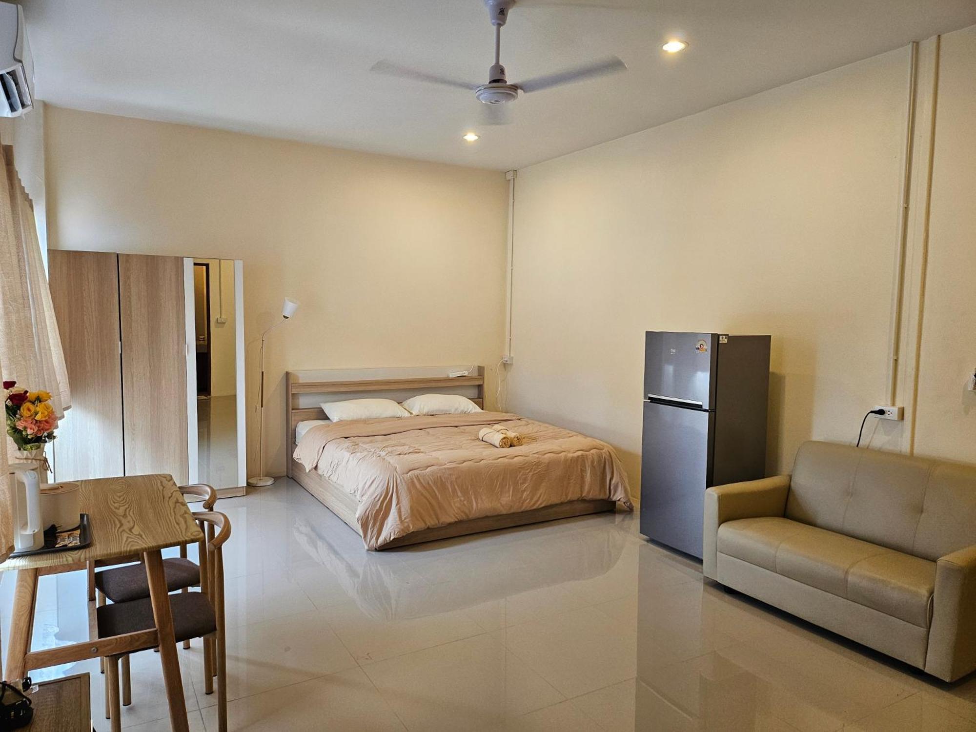 Skypearl Guesthouse & Pub 코타오 외부 사진